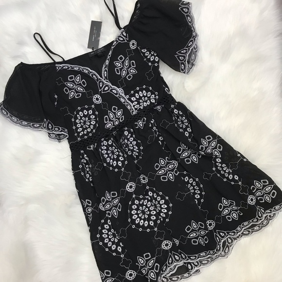 Romeo and Juliet Embroidered Cold Shoulder Dress M - Picture 5 of 8